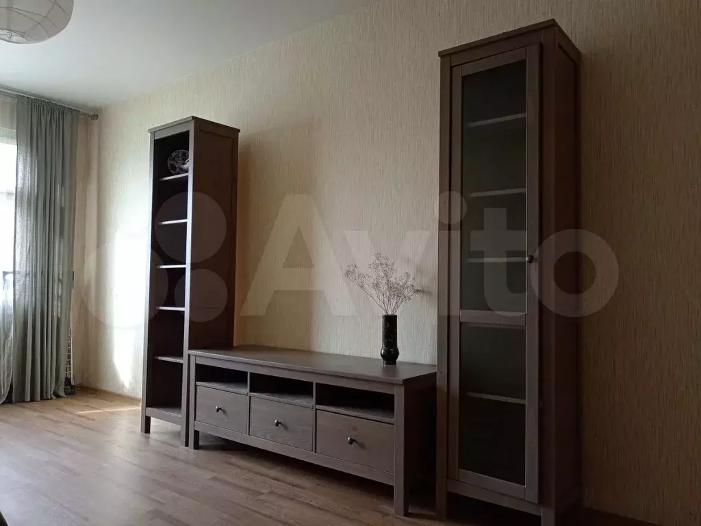 1-к. квартира, 40 м, 11/17 эт. - Фото 1
