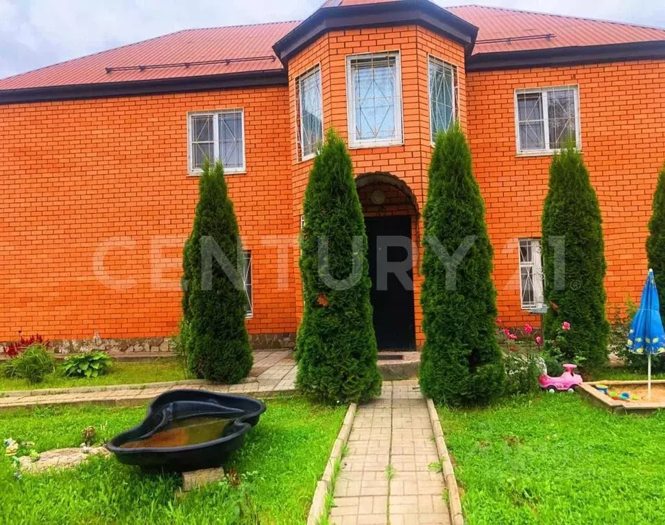 Дом в Калужская область, Жуковский район, Белоусово городское ... - Фото 2