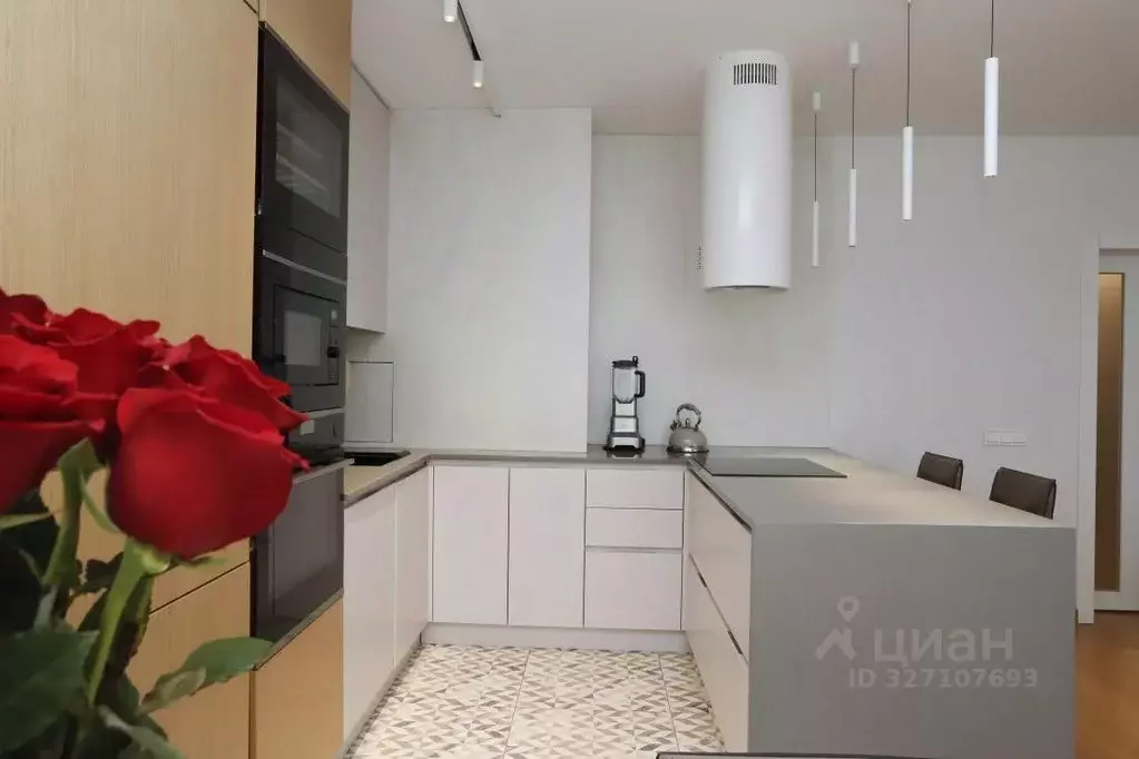 3-к кв. Иркутская область, Иркутск ул. Красных Мадьяр, 27 (98.2 м) - Фото 2