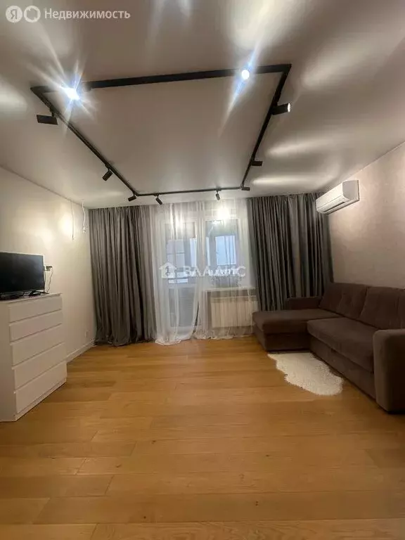 2-комнатная квартира: Нижний Новгород, проспект Гагарина, 36к4 (60 м) - Фото 1