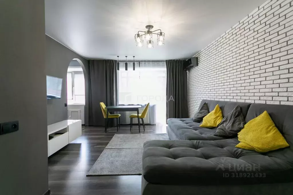 2-к кв. Новосибирская область, Новосибирск ул. Блюхера, 19 (42.5 м) - Фото 1