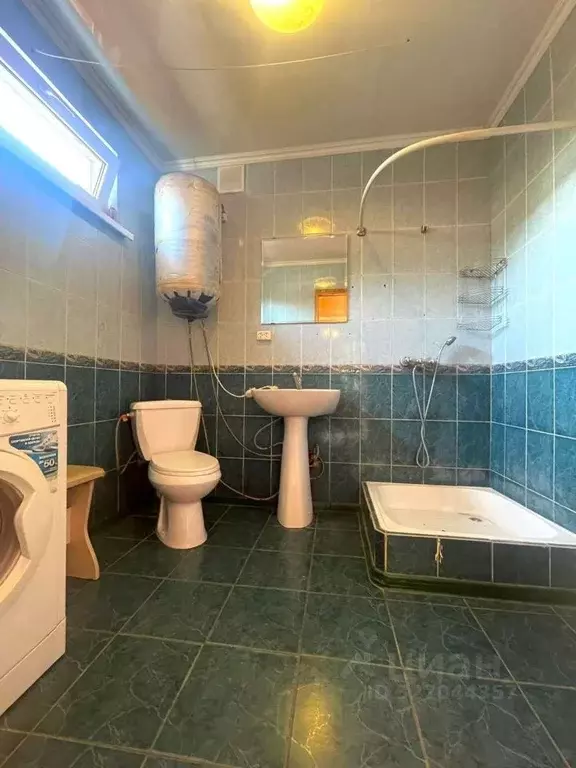 2-к кв. Краснодарский край, Краснодар ул. Труда, 241 (50.0 м) - Фото 2