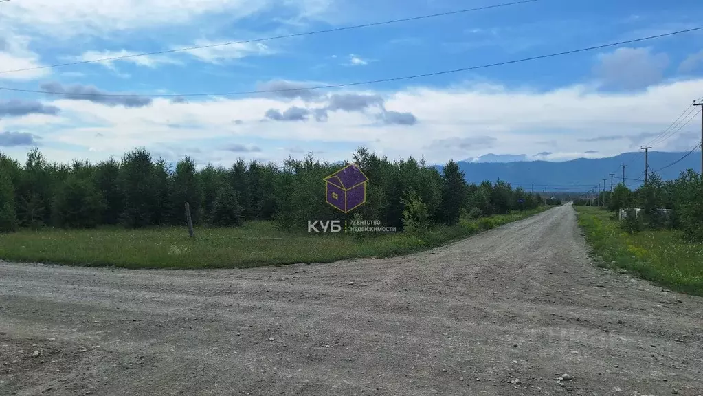 Участок в Алтай, Усть-Коксинский район, с. Усть-Кокса ул. Луговая, 11 ... - Фото 1