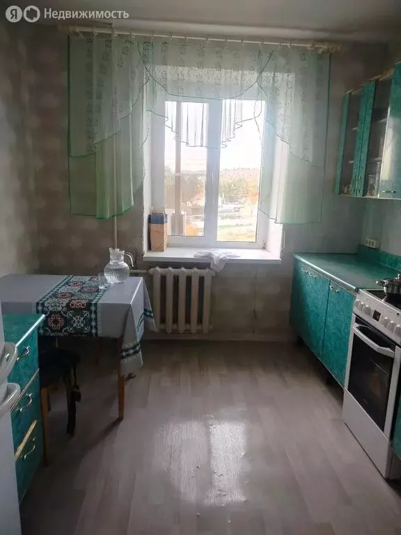 4-комнатная квартира: Иркутский муниципальный округ, рабочий посёлок ... - Фото 2