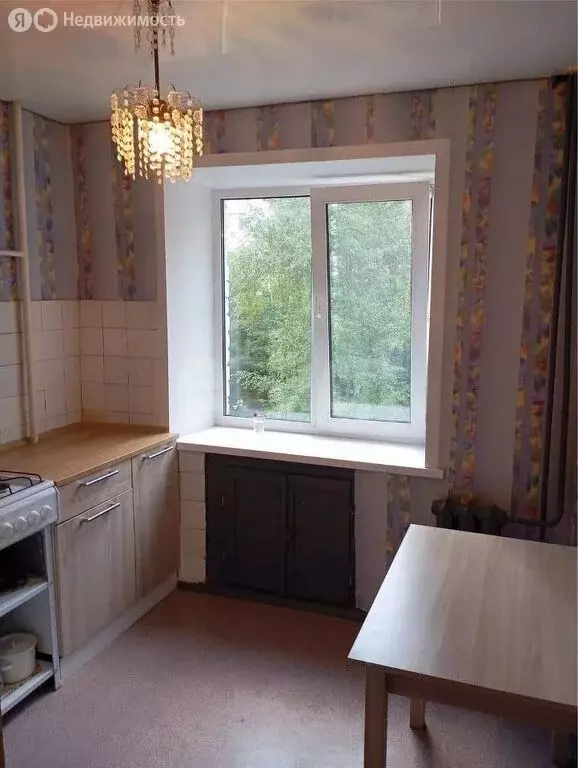 3-комнатная квартира: Вышний Волочёк, улица Мира, 76 (51.9 м) - Фото 2