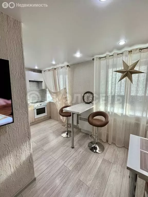 3-комнатная квартира: Мончегорск, проспект Кирова, 11 (59 м) - Фото 1