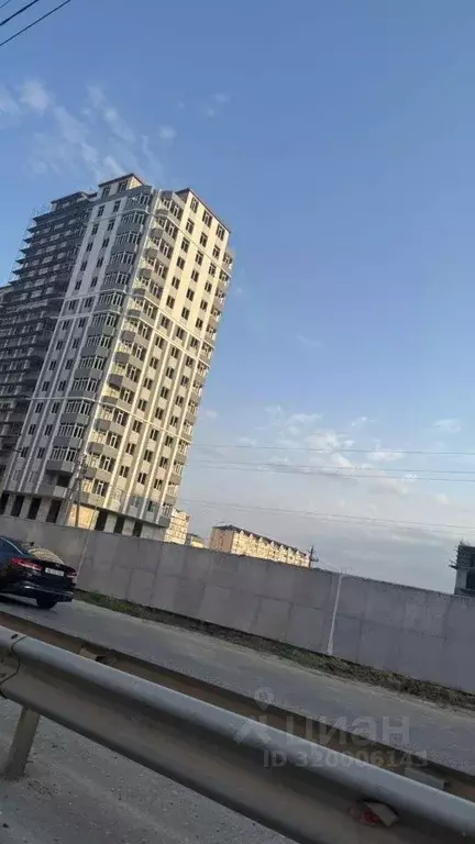 2-к кв. Дагестан, Каспийск просп. М. Омарова, 7 (87.0 м) - Фото 1