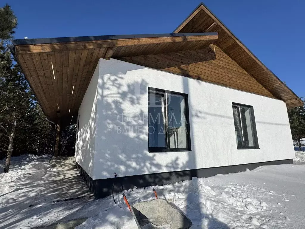 Дом в Свердловская область, Белоярский муниципальный округ, пос. ... - Фото 1