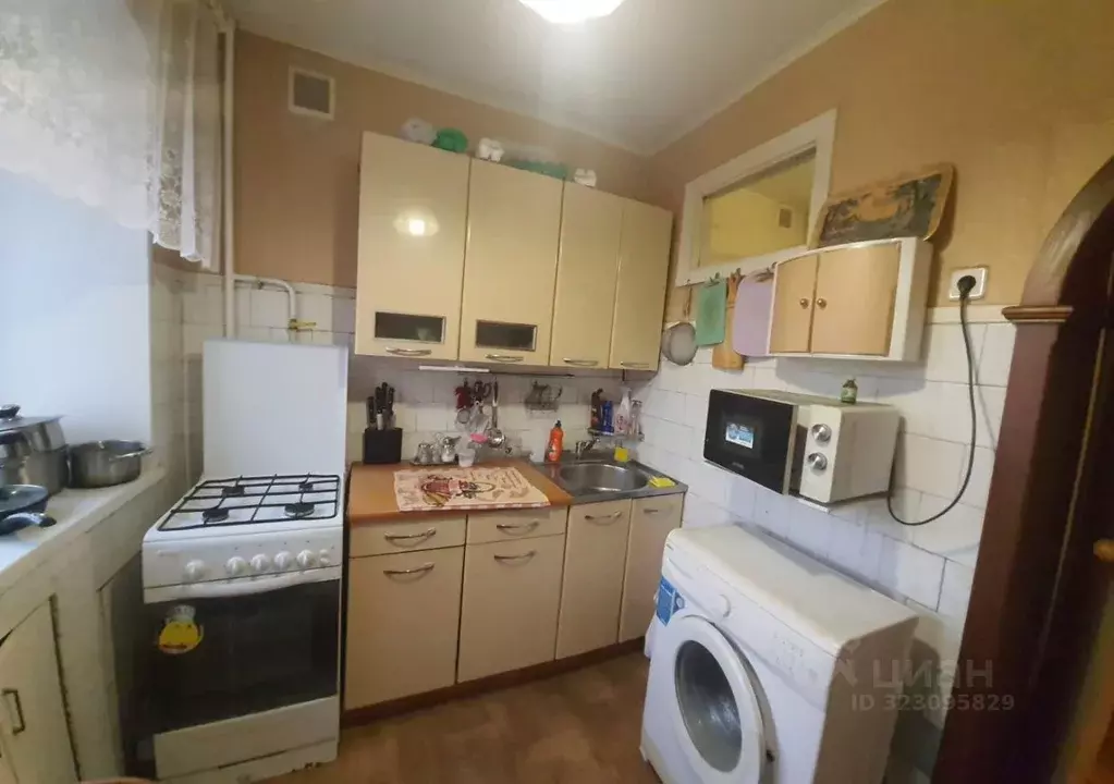 3-к кв. Омская область, Омск ул. 16-й Военный городок, 393 (48.8 м) - Фото 1