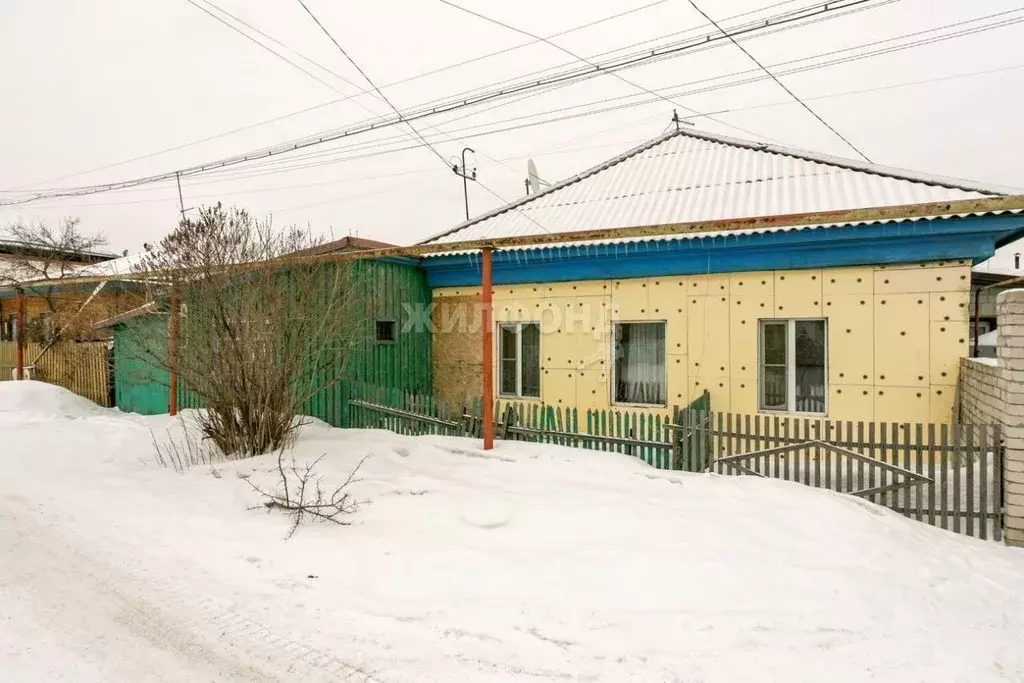 Дом в Алтайский край, Барнаул Волейбольный проезд (58 м) - Фото 0