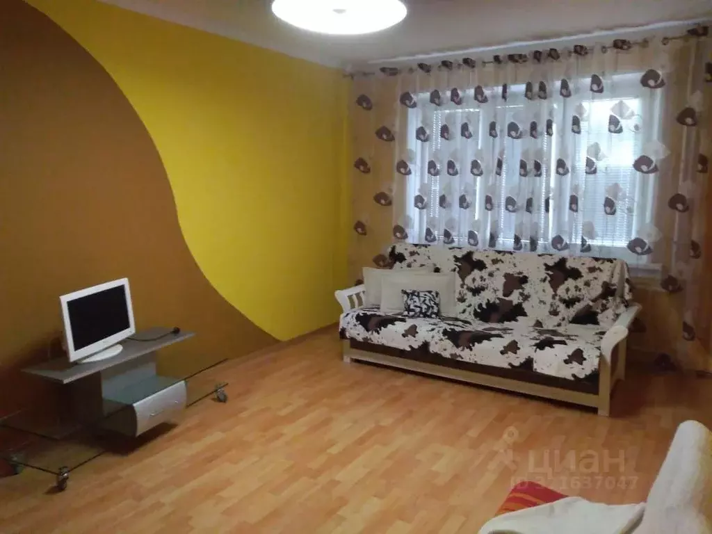 1-к кв. Ростовская область, Волгодонск ул. Энтузиастов, 19 (40.0 м) - Фото 0