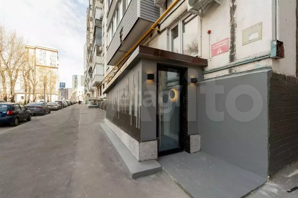 Продам помещение свободного назначения, 141.8 м - Фото 0