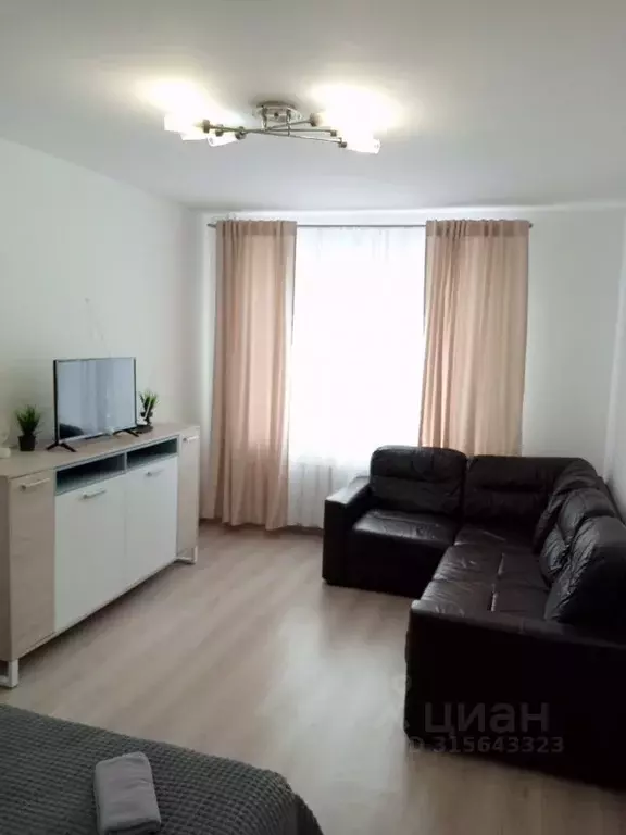 1-к кв. Удмуртия, Ижевск ул. 40 лет Победы, 107 (37.0 м) - Фото 1