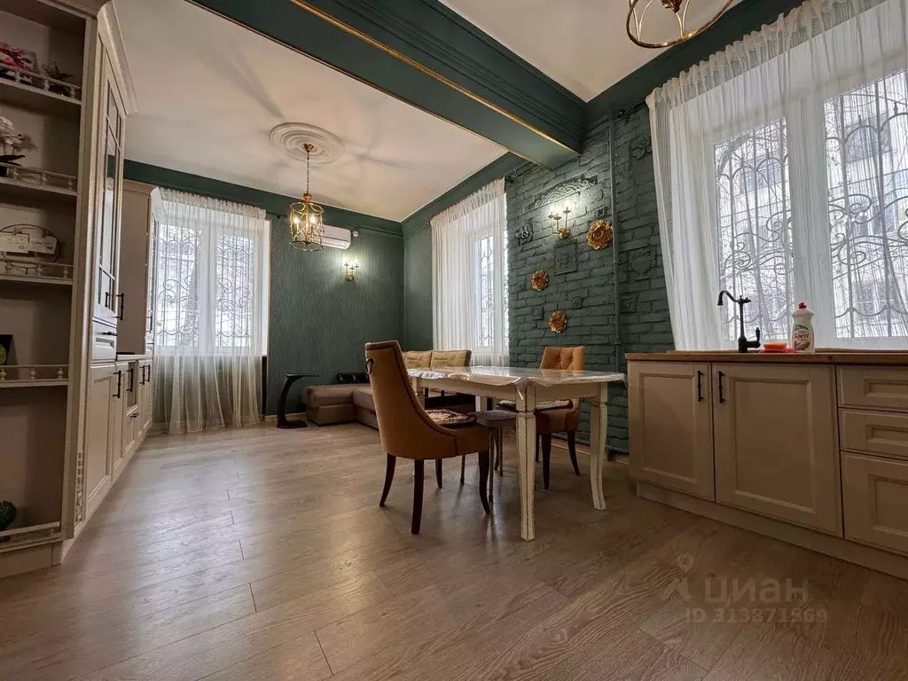 2-к кв. Кабардино-Балкария, Нальчик просп. Ленина, 24 (55.0 м) - Фото 1