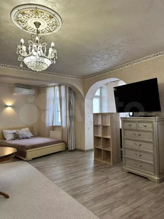 Квартира-студия, 70 м, 2/4 эт. - Фото 0