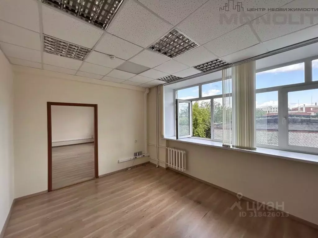 Офис в Свердловская область, Екатеринбург ул. Декабристов, 14 (42 м) - Фото 1