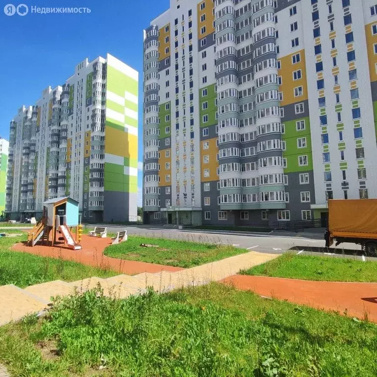 3-комнатная квартира: Курск, улица Евгения Клевцова, 24 (78.9 м) - Фото 0