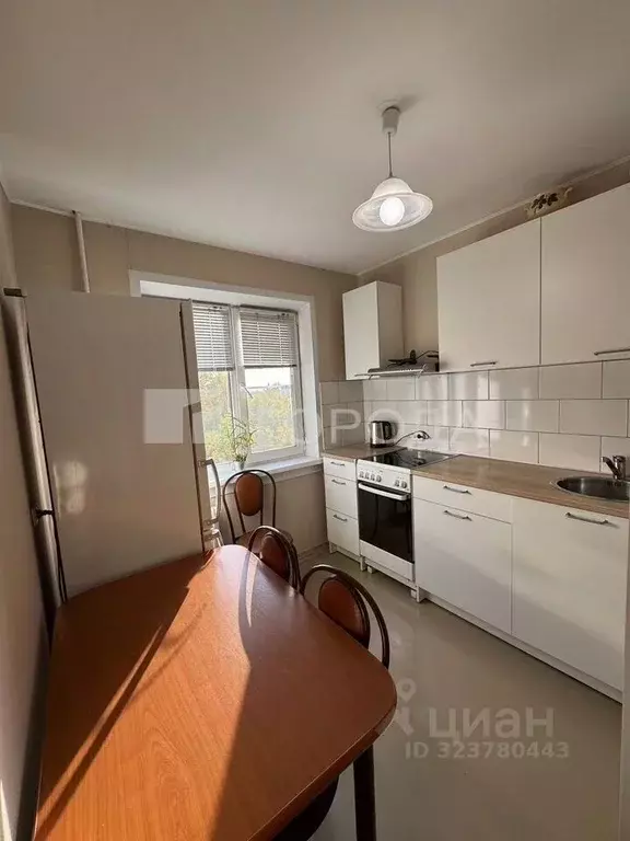 2-к кв. Новосибирская область, Новосибирск Гурьевская ул., 37 (42.0 м) - Фото 1