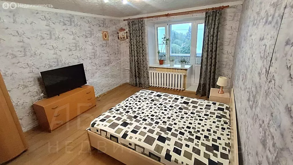 3-комнатная квартира: Пересвет, улица Чкалова, 3 (62 м) - Фото 1