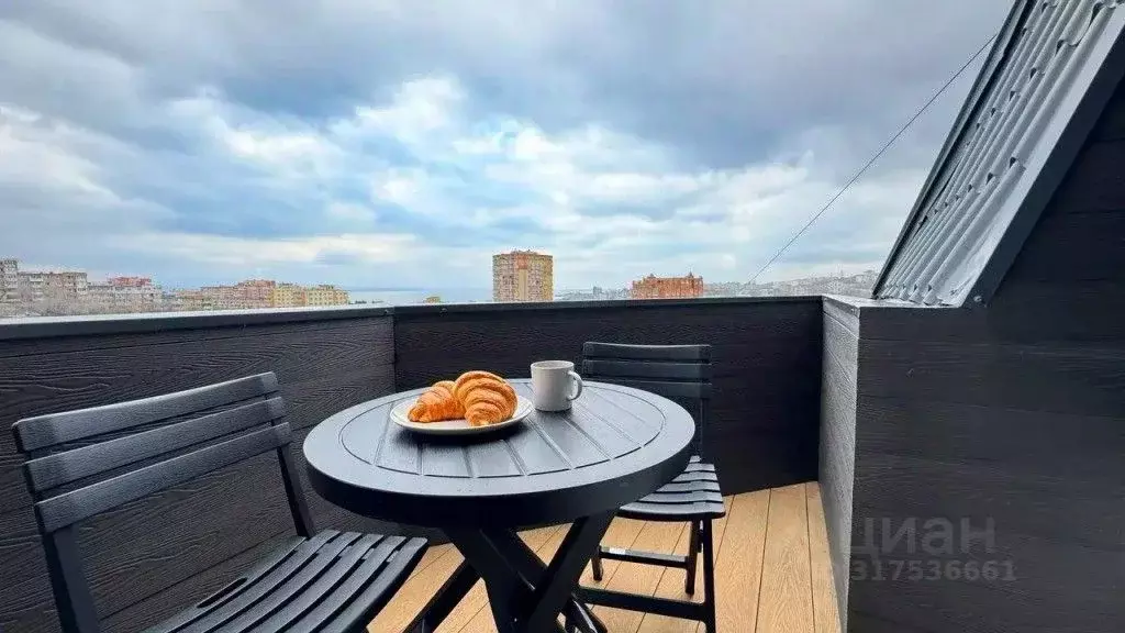 2-к кв. Приморский край, Владивосток Некрасовская ул., 53А (70.0 м) - Фото 0