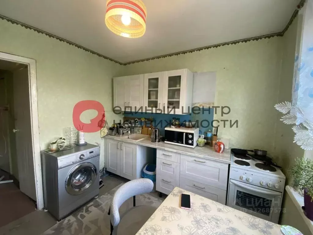 2-к кв. Тюменская область, Тюмень Одесская ул., 44 (50.2 м) - Фото 2