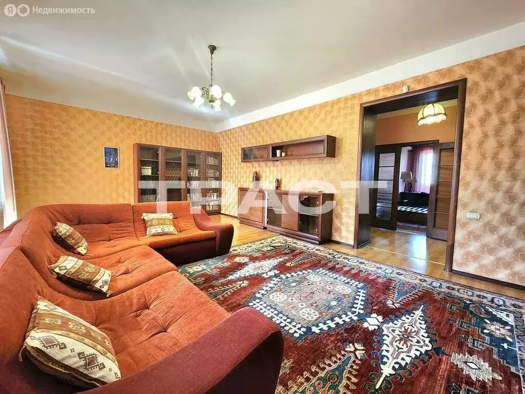 3-комнатная квартира: Воронеж, бульвар Победы, 13 (108.3 м) - Фото 0