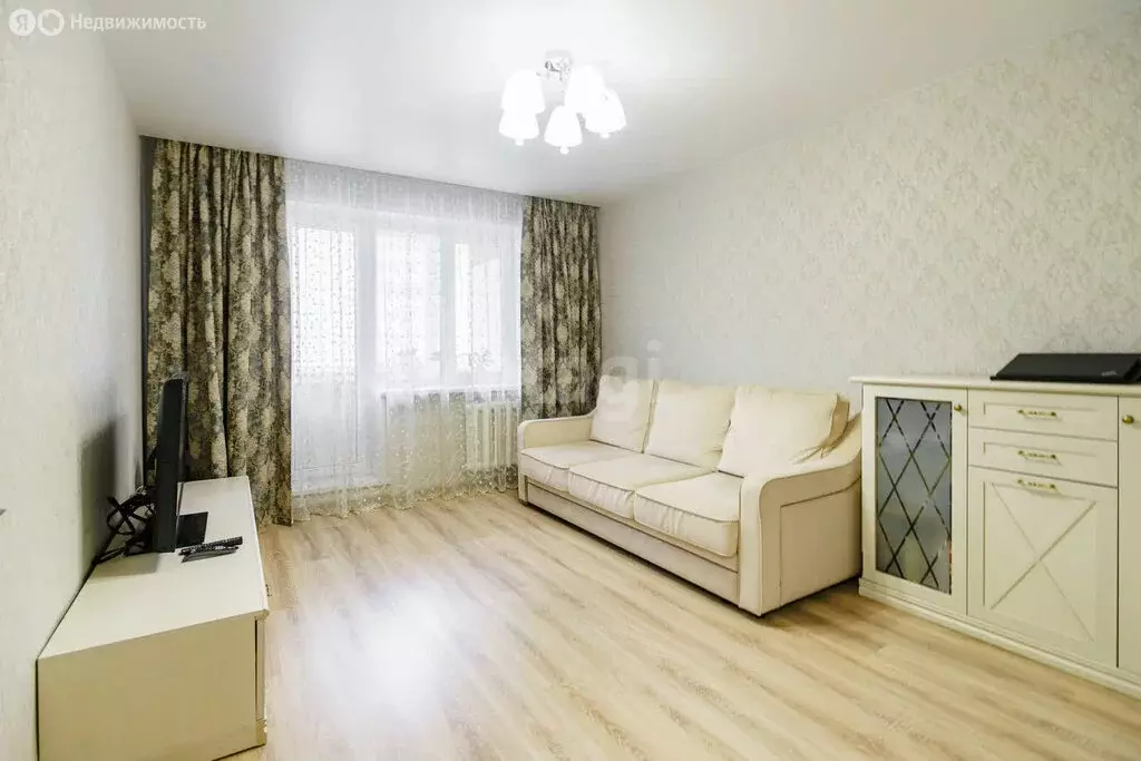 3-комнатная квартира: Ульяновск, улица Шолмова, 37/4 (65.4 м) - Фото 1