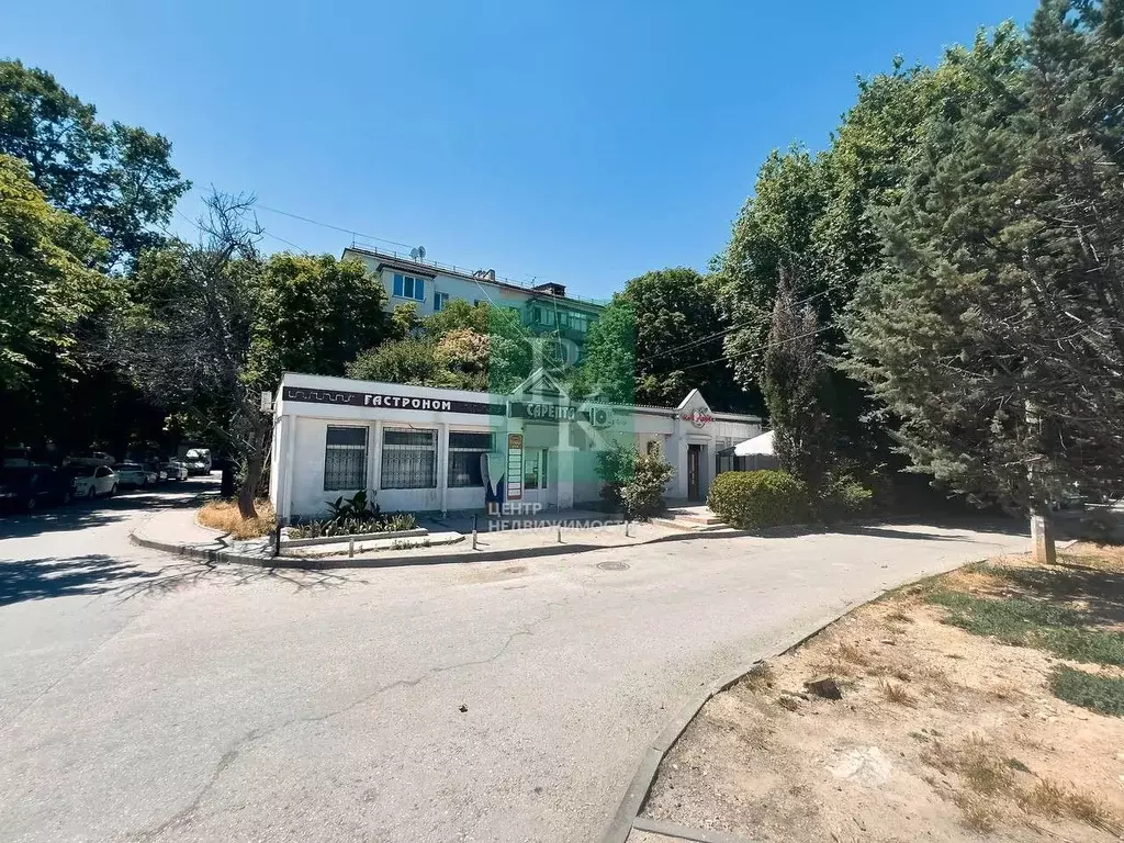 Торговая площадь в Севастополь просп. Генерала Острякова, 7Б (137 м) - Фото 2