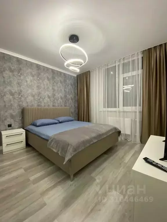 2-к кв. Оренбургская область, Оренбург Уральская ул., 2/24 (38.0 м) - Фото 1