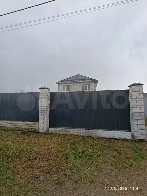Дом 210 м на участке 5 сот. - Фото 0
