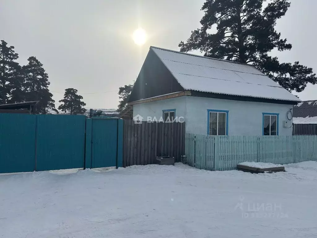 Дом в Бурятия, Тарбагатайский район, Саянтуйское муниципальное ... - Фото 0