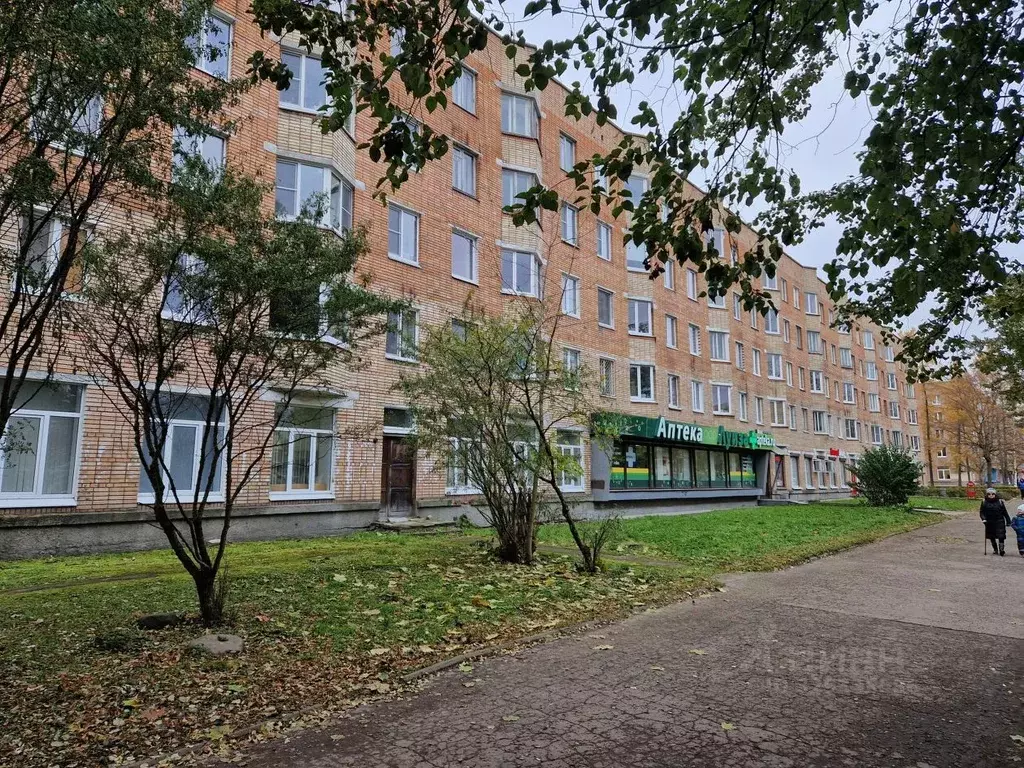 2-к кв. Карелия, Петрозаводск Октябрьский просп., 5 (51.0 м) - Фото 1