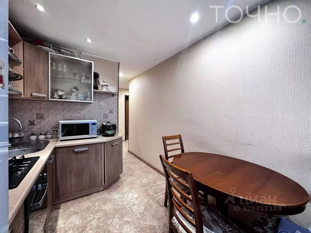 2-к кв. Пензенская область, Пенза просп. Строителей, 11 (47.2 м) - Фото 2