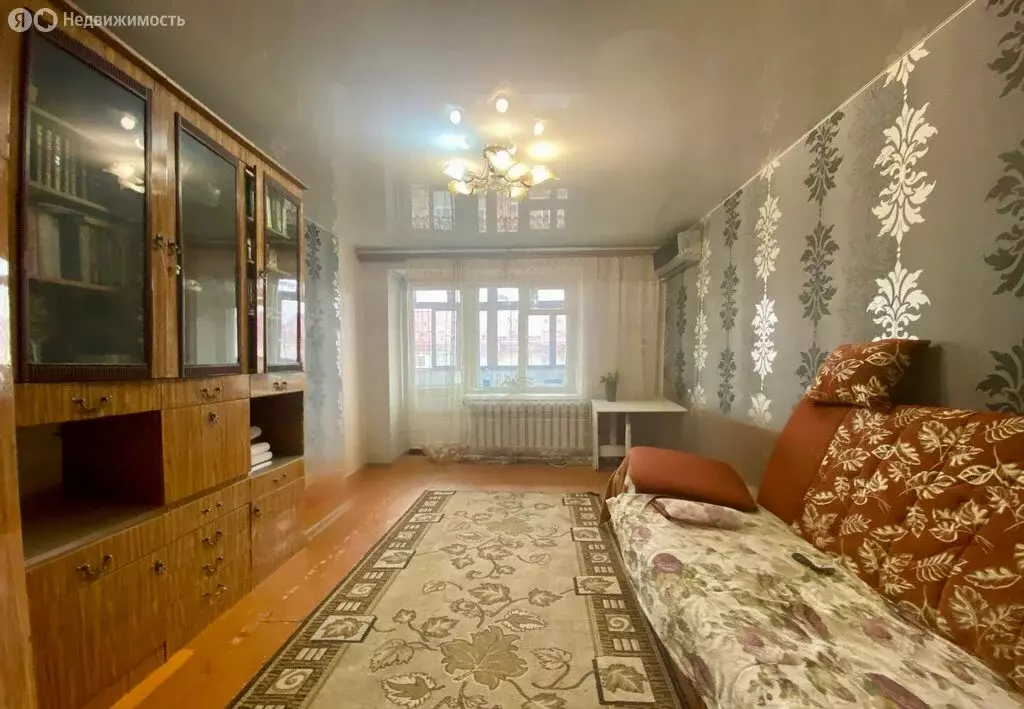 3-комнатная квартира: Уссурийск, Ленинградская улица, 41А (63.5 м) - Фото 1