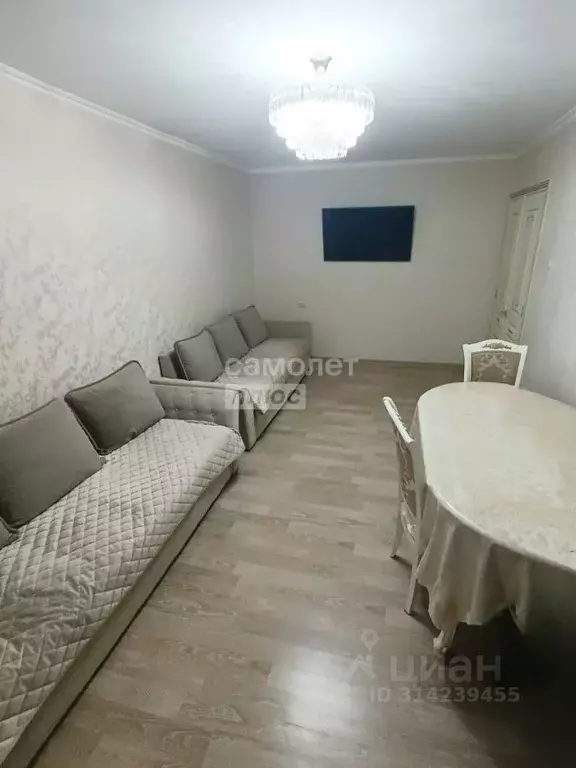3-к кв. Кабардино-Балкария, Нальчик ул. Ватутина, 8 (70.0 м) - Фото 1