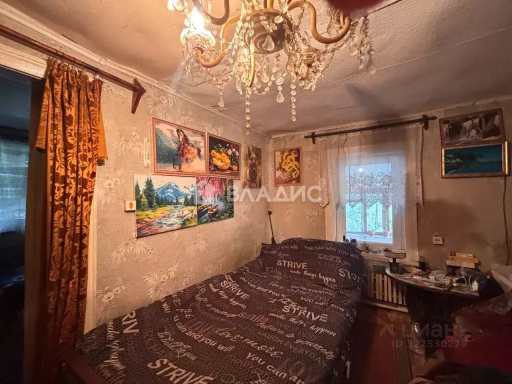 Дом в Белгородская область, Старый Оскол ул. Победы, 5 (50 м) - Фото 1