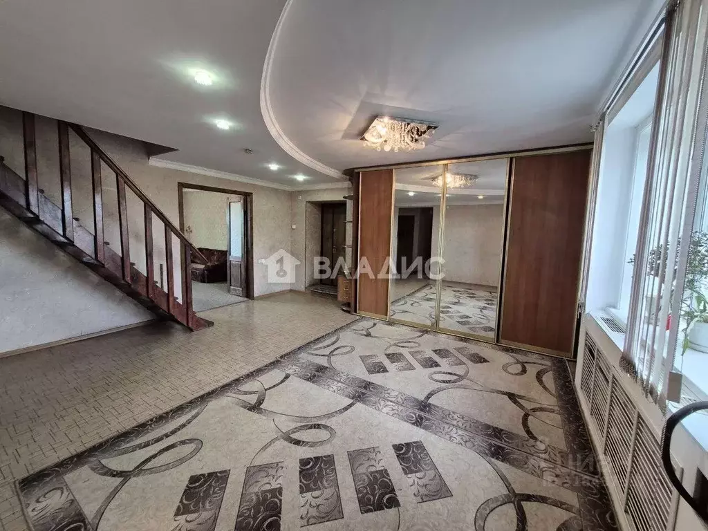 Дом в Бурятия, Улан-Удэ Южный мкр, ул. Праздничная, 27 (433 м) - Фото 1