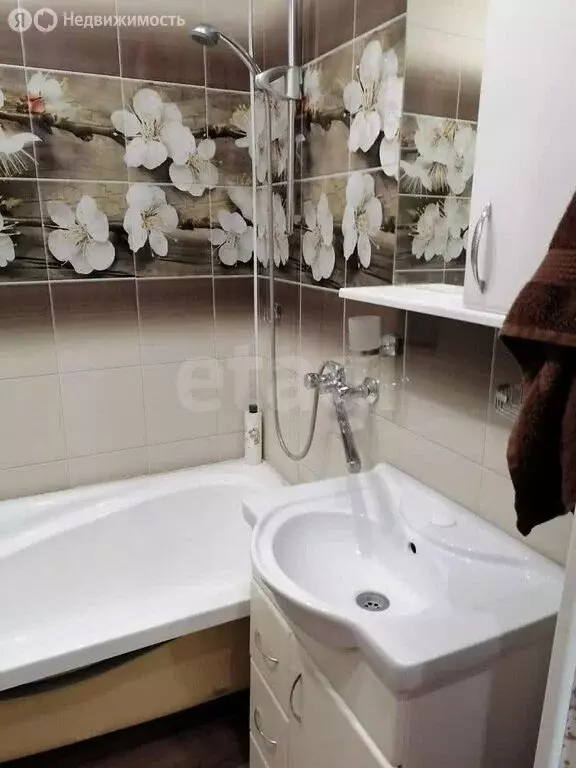 2-комнатная квартира: Ухта, Интернациональная улица, 60 (52 м) - Фото 2