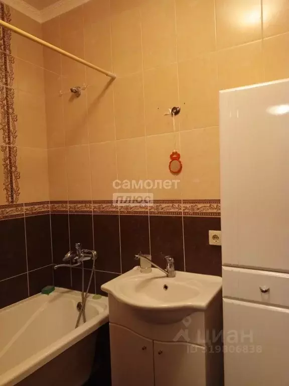 1-к кв. Тюменская область, Тюмень ул. Чернышевского, 2а (45.0 м) - Фото 1