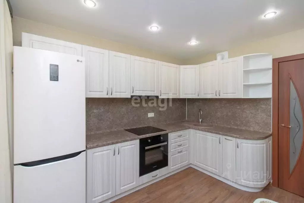 1-к кв. Тюменская область, Тюмень ул. Газовиков, 61 (37.0 м) - Фото 1