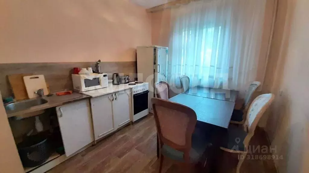 4-к кв. Ханты-Мансийский АО, Когалым ул. Мира, 6 (72.0 м) - Фото 0