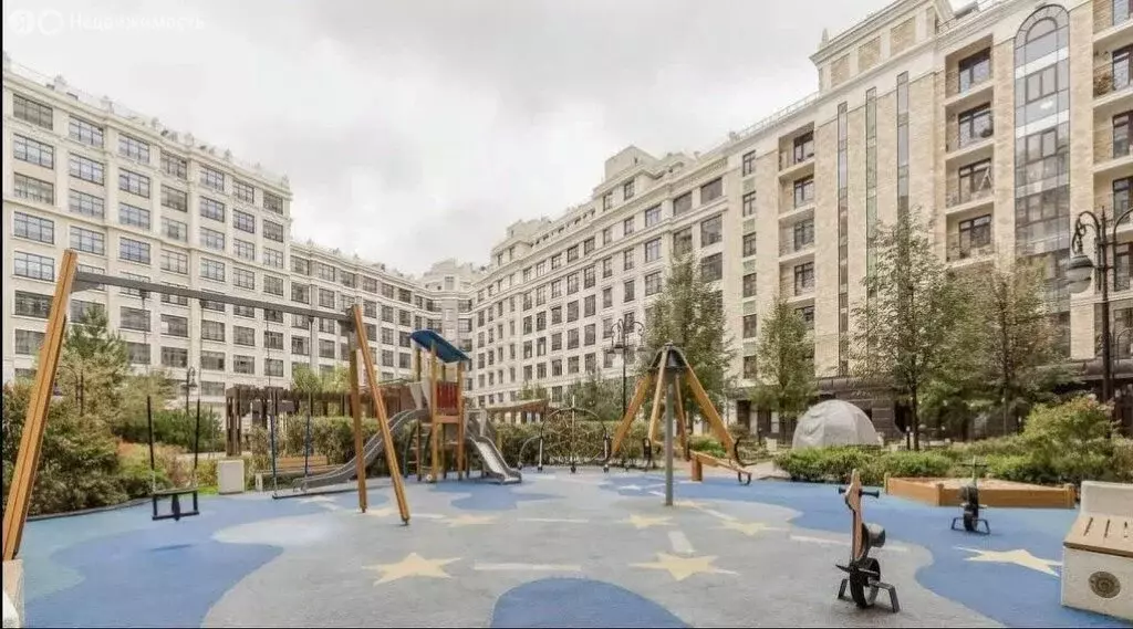 4-комнатная квартира: Москва, Погодинская улица, 2 (182 м) - Фото 1