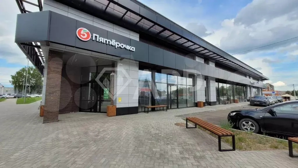 Продаю 558м Под мфц, автосалон, магазин в ТЦ  Взлетный - Фото 1