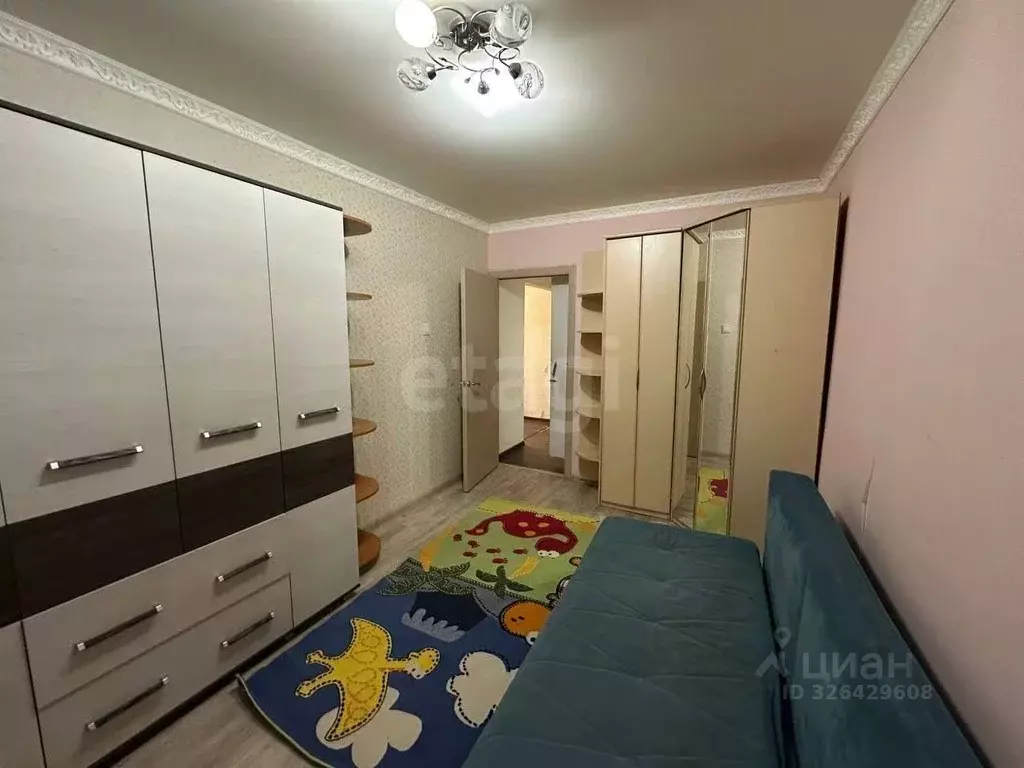 3-к кв. Тюменская область, Тюмень ул. 30 лет Победы, 146 (67.0 м) - Фото 0