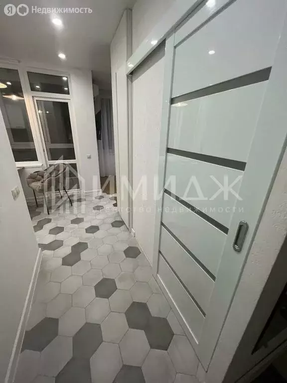 Квартира-студия: Адлер, улица 8 Марта, 13/1 (33 м) - Фото 1