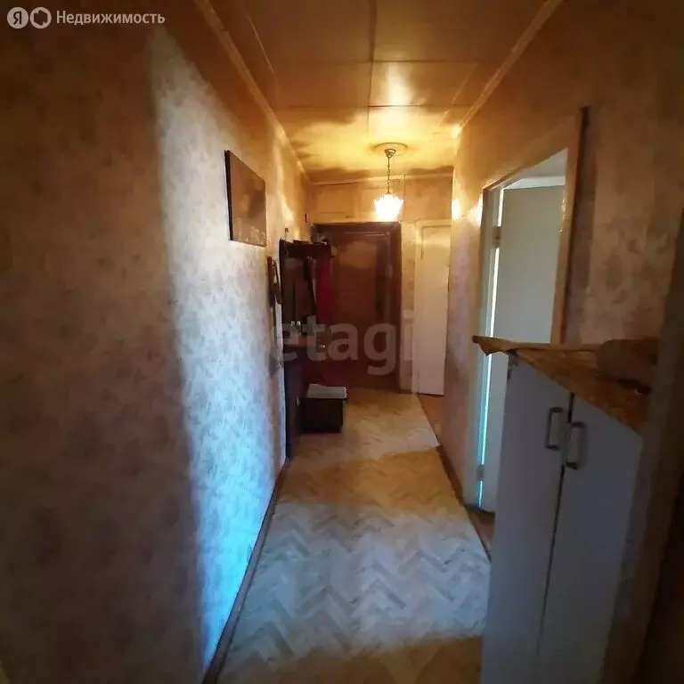 3-комнатная квартира: посёлок Глебовский, улица Микрорайон, 4 (59.9 м) - Фото 1