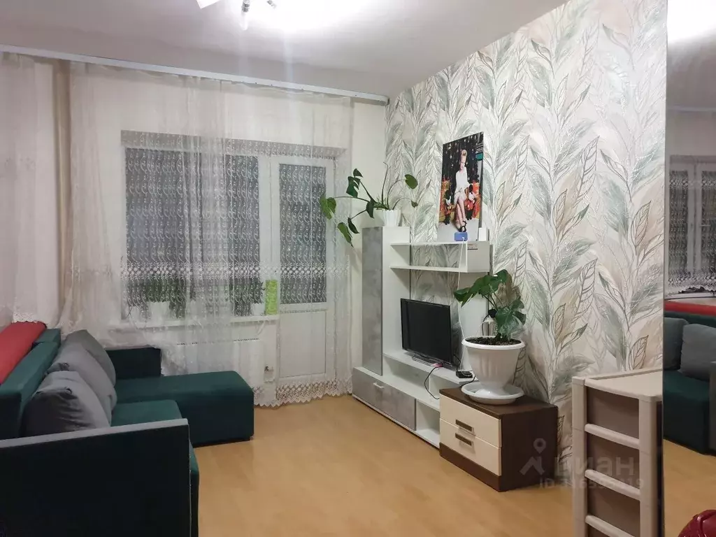 3-к кв. Свердловская область, Екатеринбург ул. Техническая, 94 (66.0 ... - Фото 0