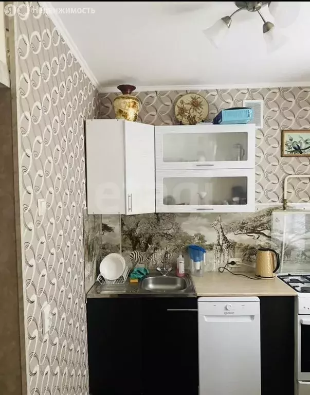 2-комнатная квартира: Севастополь, проспект Октябрьской Революции, 37 ... - Фото 2