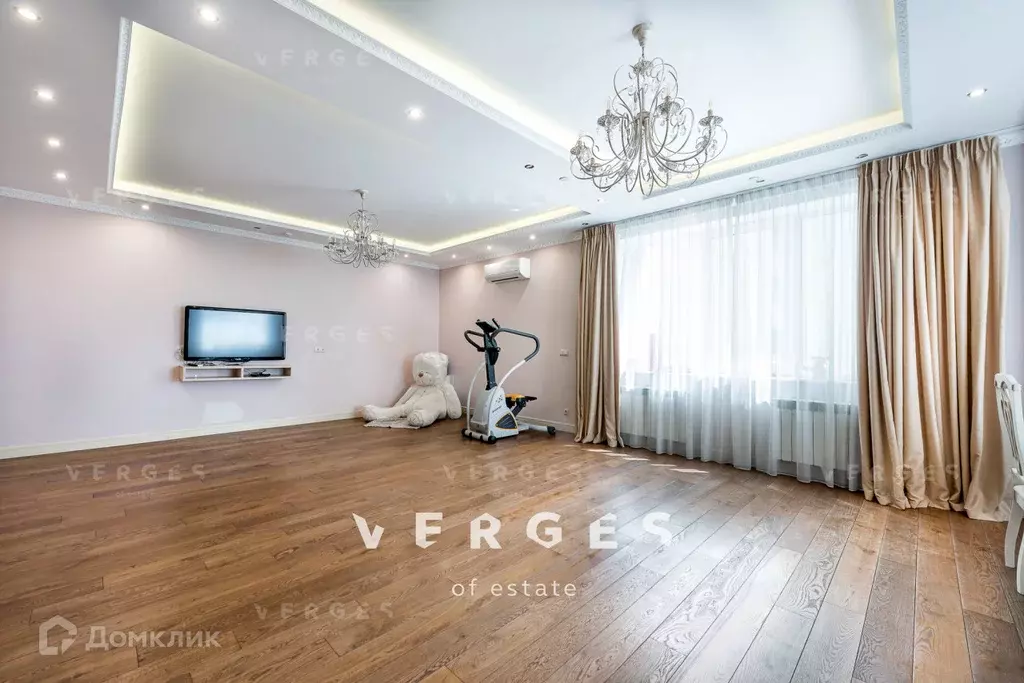 Продаётся 4-к квартира, 180 м - Фото 0