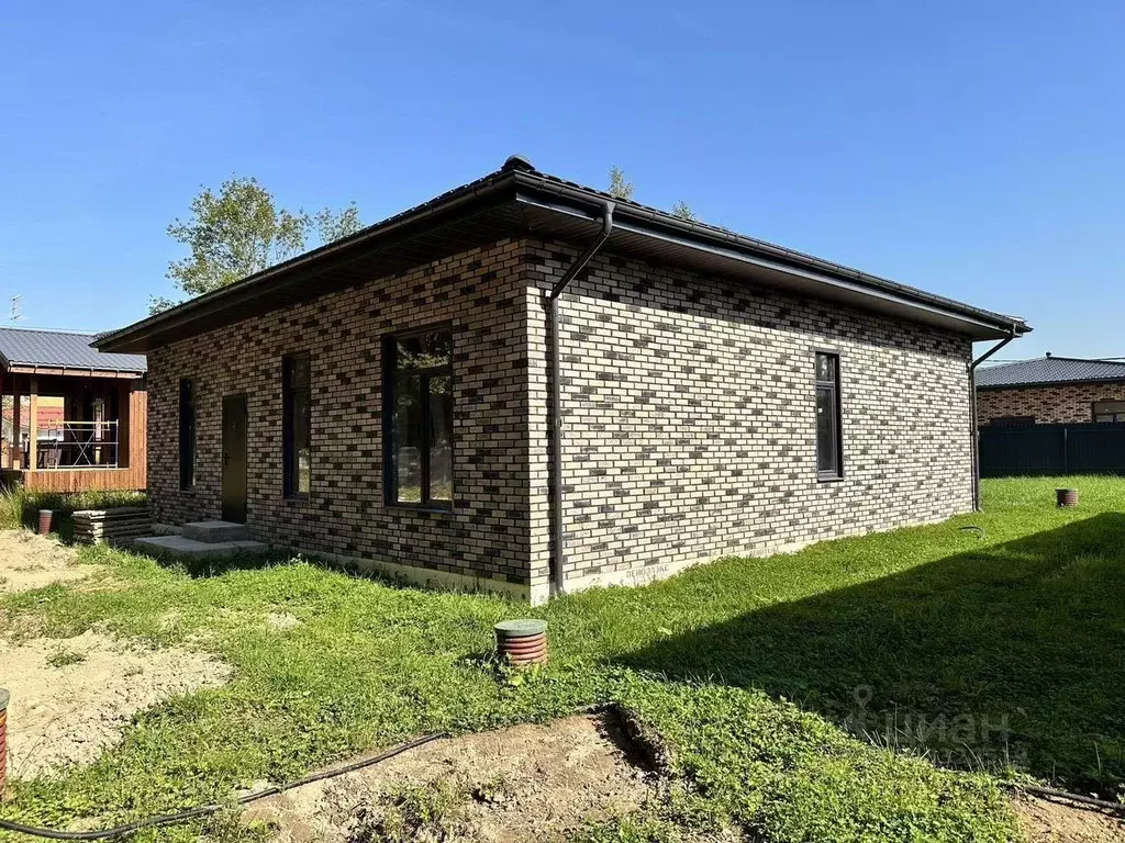 Дом в Московская область, Мытищи городской округ, д. Малое Ивановское  ... - Фото 1